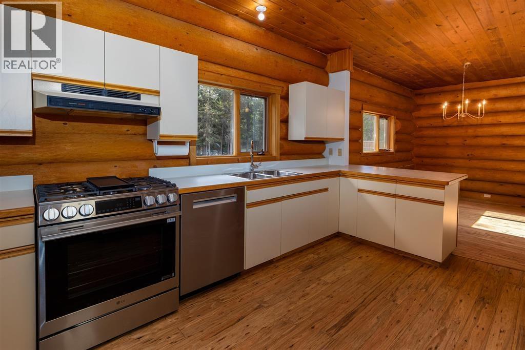 3902 Spring Creek Drive, Terrace, British Columbia  V8G 0C5 - Photo 2 - R3160709