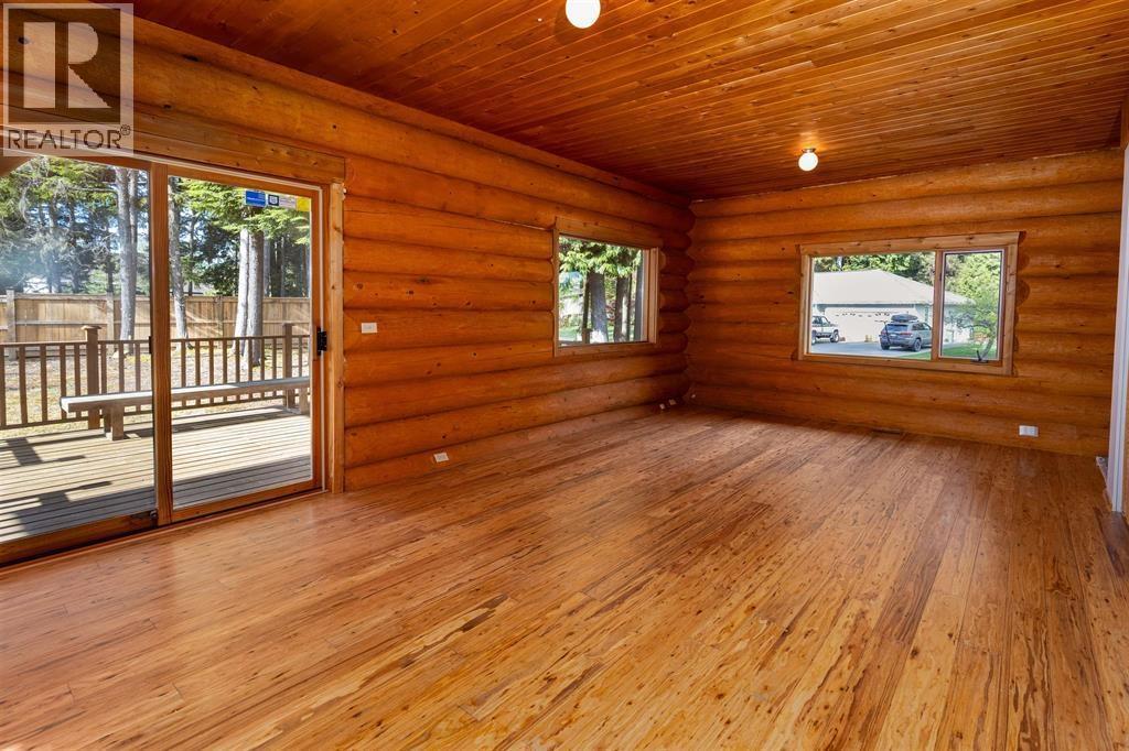 3902 Spring Creek Drive, Terrace, British Columbia  V8G 0C5 - Photo 4 - R3160709
