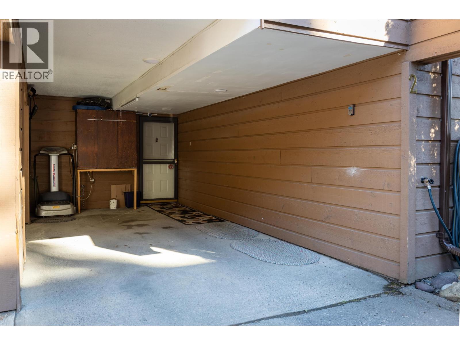 2 4832 Lazelle Avenue, Terrace, British Columbia  V8G 1T4 - Photo 3 - R3161550