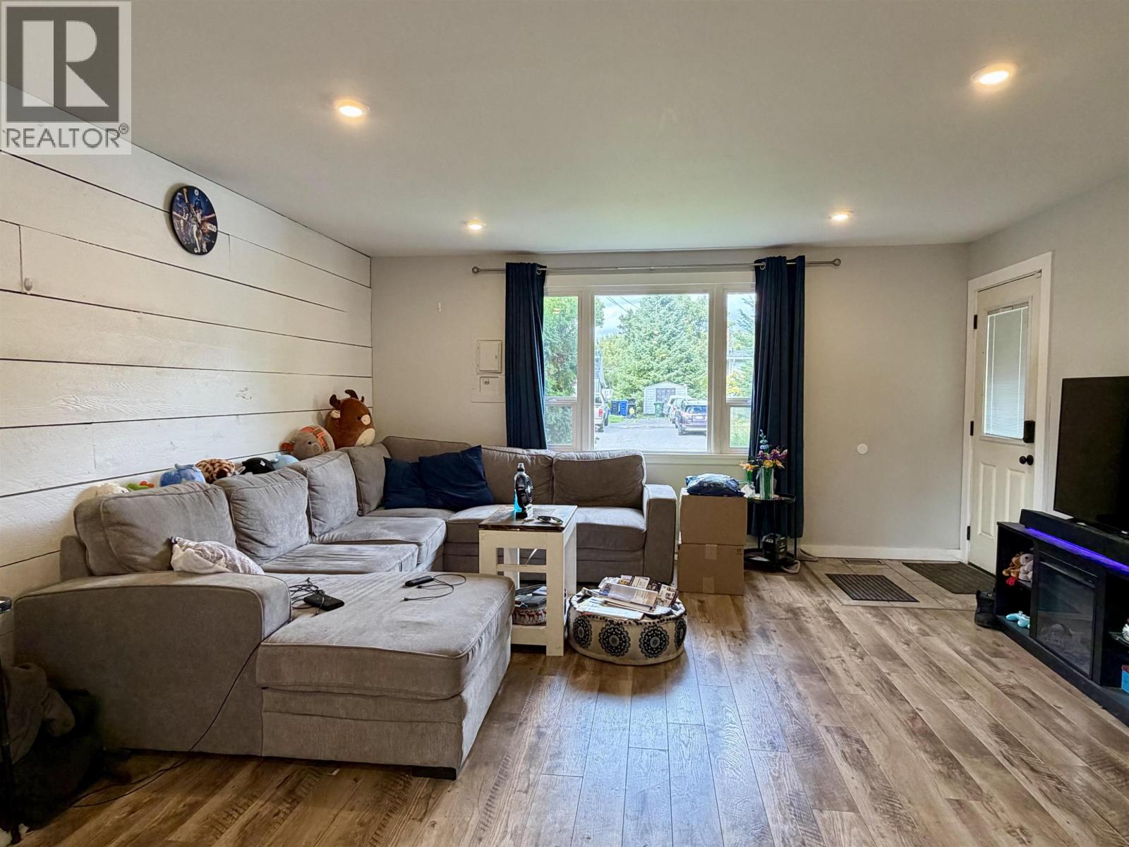 4735 Soucie Avenue, Terrace, British Columbia  V8G 2E9 - Photo 2 - R3167526