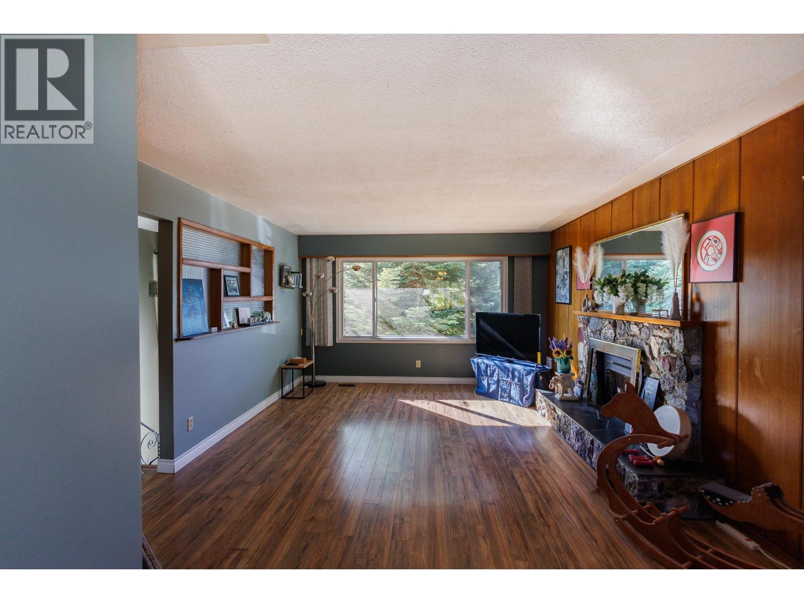 4726 Soucie Avenue, Terrace, British Columbia  V8G 2G1 - Photo 3 - R3168143