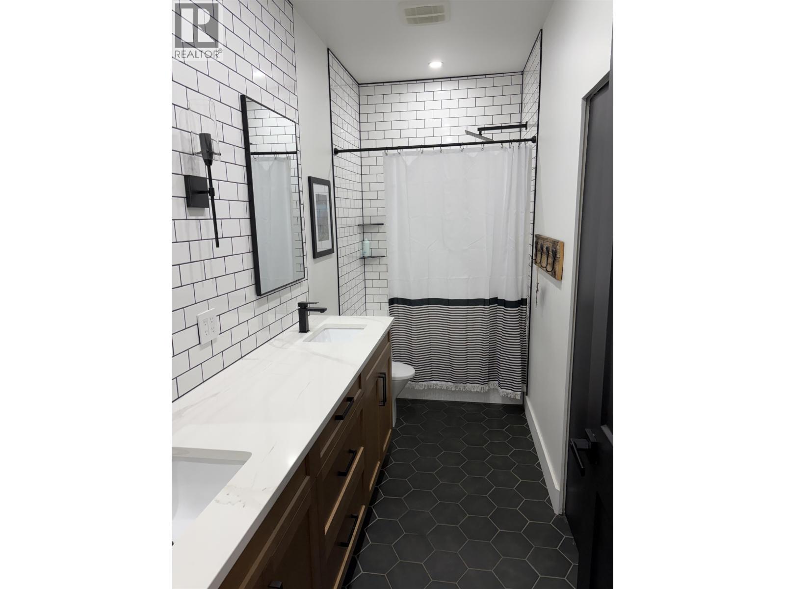 4824 Graham Avenue, Terrace, British Columbia  V8G 1B2 - Photo 17 - R3178859
