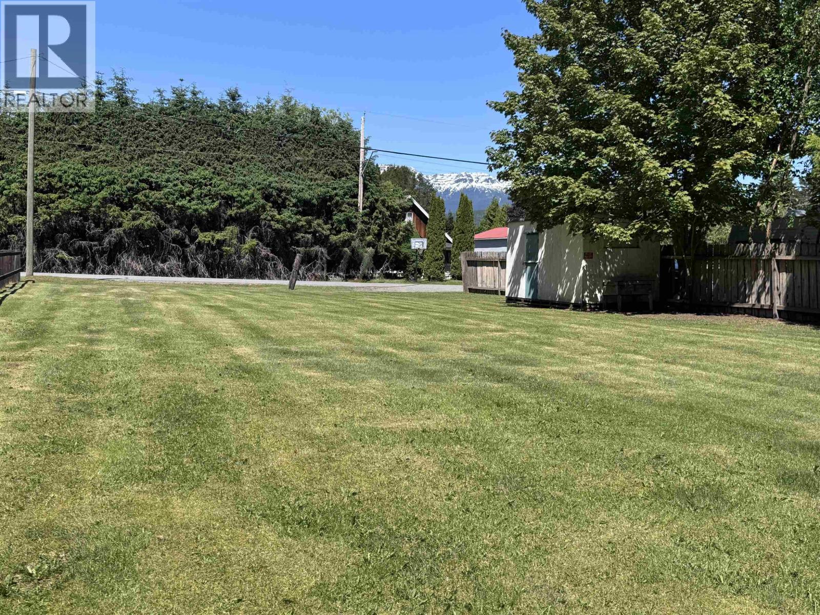 5025 Agar Avenue, Terrace, British Columbia  V8G 1H9 - Photo 2 - R3179142